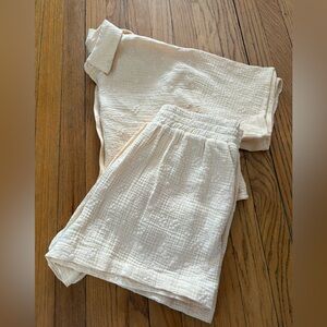 Forever 21 Creamy yellow Textured Set